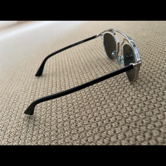 Dior So Real Sunglasses - Picture 4 of 10